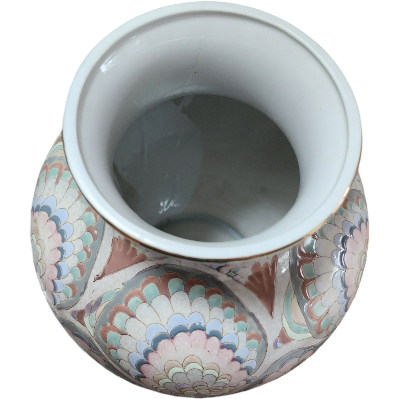 Antique Qing Dynasty Chinese Porcelain Handpainted Flower Vase