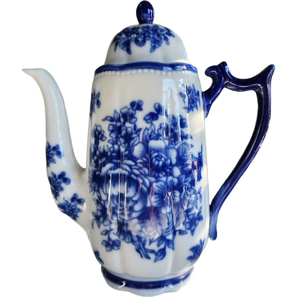 Basic Porcelana Home Essentials Wall Pocket Teapots Blue-and-White Set of 3