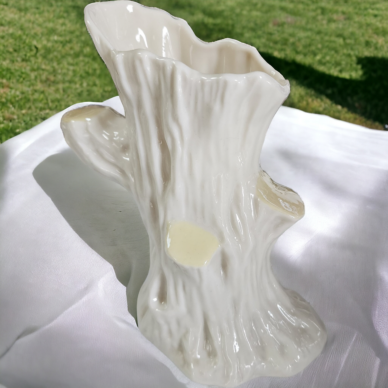 Belleek Porcelain Tree Trunk Planter or Flower Vase Ireland