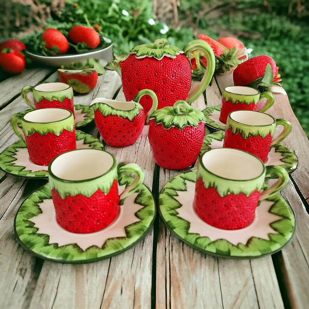 Gift Ideas Creation Strawberry Espresso /Tea Set of 15