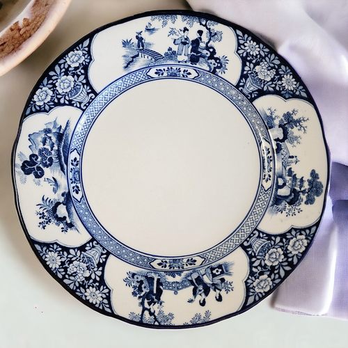 10" Booths Ming Blue and White Oriental Scene Luncheon Plate