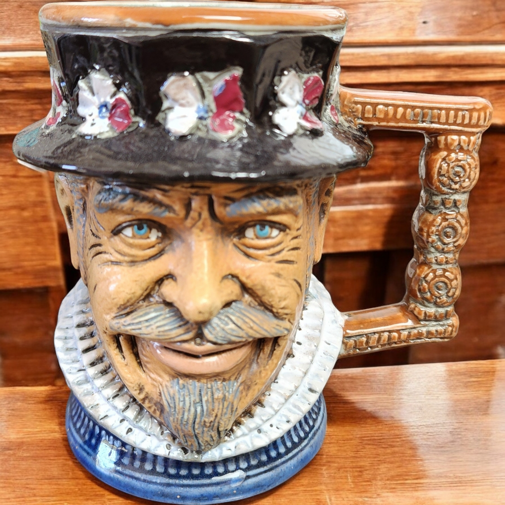 Capodimonte S. Orvis Hand Painted Mug Stein Vietata 2598 Nobleman Italian