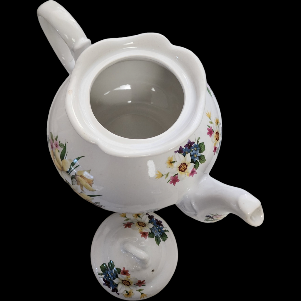 Crownford Bone China Daffodil Spring Flower Teapot, Creamer and Sugar bowl Tea Set England
