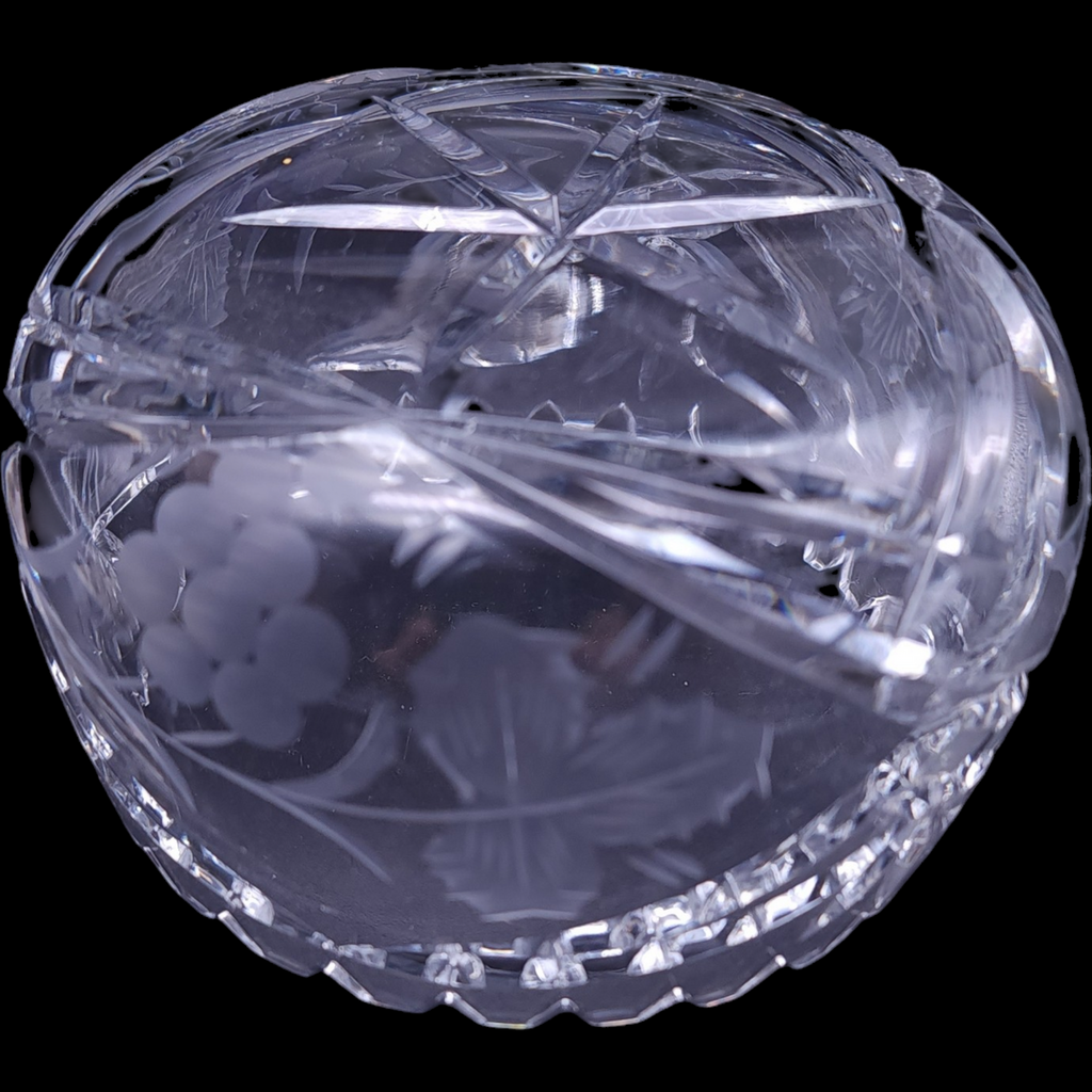 Crystal Clear Industries Cross Hatch And Grape Cut Round Bowl