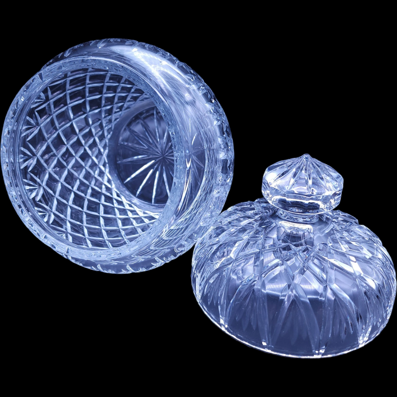 Crystal Clear Industries Cut Criss-Cross & Fan Design On Bowl Biscuit Barrel & Lid