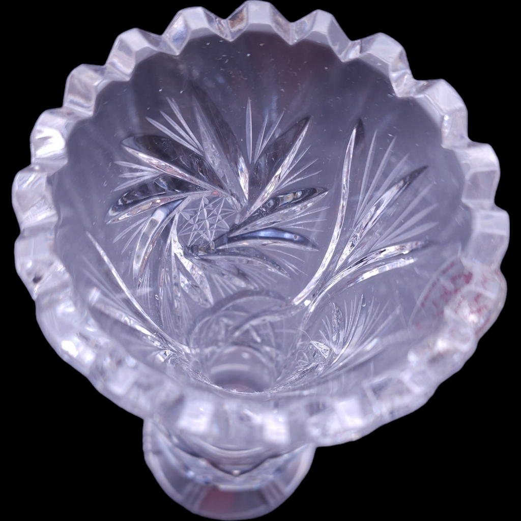 Crystal Clear Industries Giftware Piece Pinwheel Bud Vase