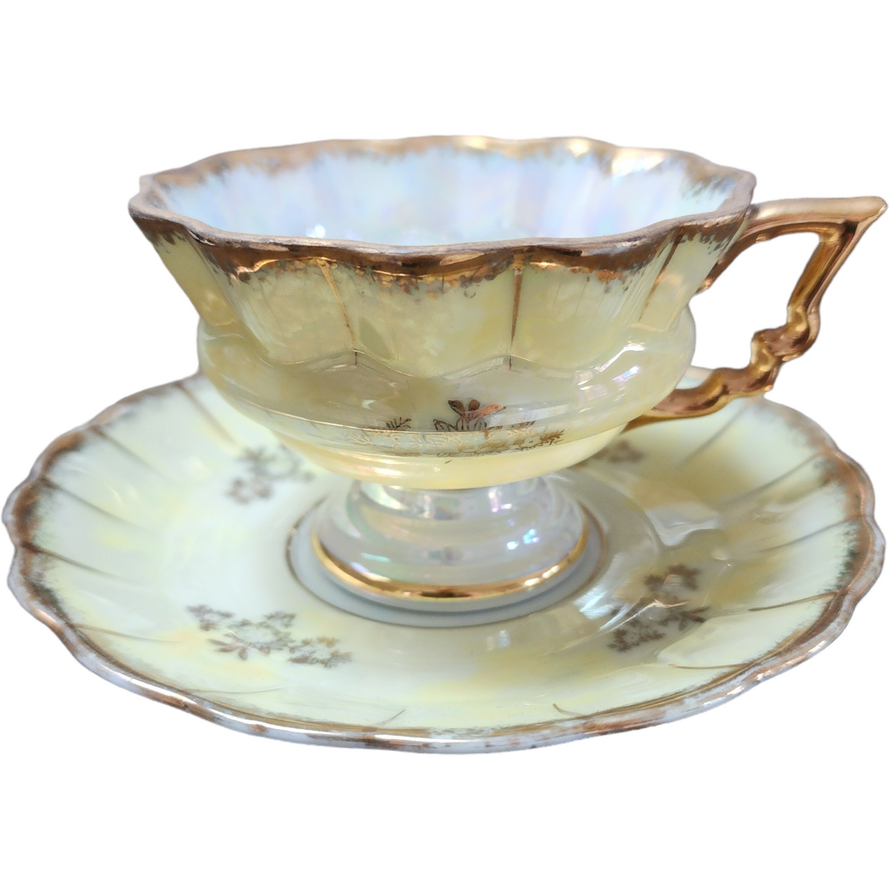 Fan Crest Iridescent Lusterware Gold Filigree Cup & Saucer Set