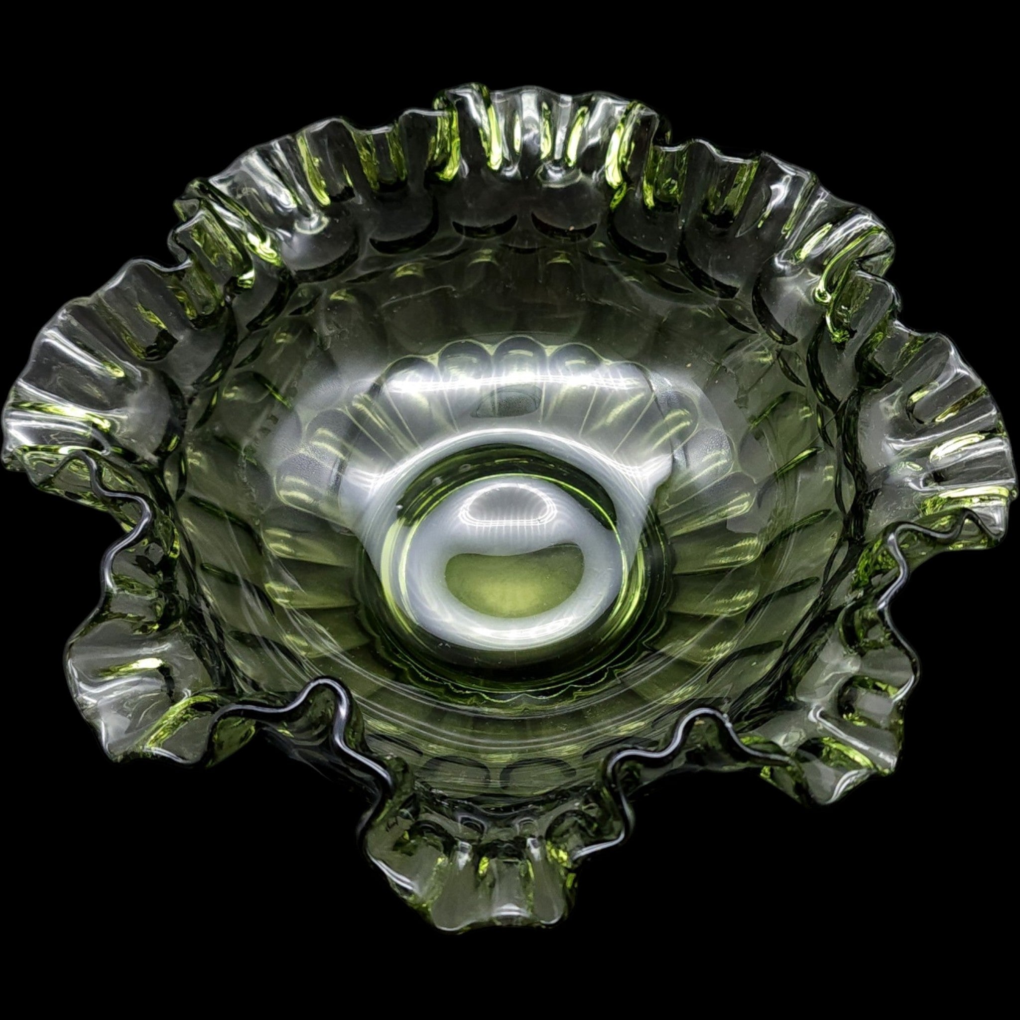 Fenton Colonial Green Thumbprint Ruffled Glass Bowl