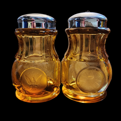 Fostoria Coin Glass Amber Shaker Set with Metal Lids