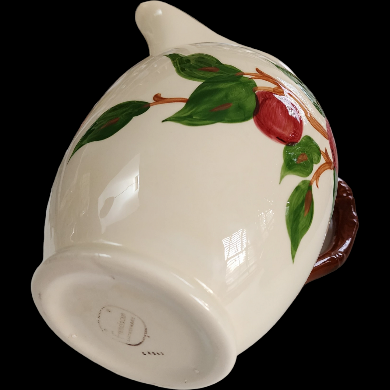Franciscan Gladding McBean Apple 64 Oz Pitcher USA Backstamp