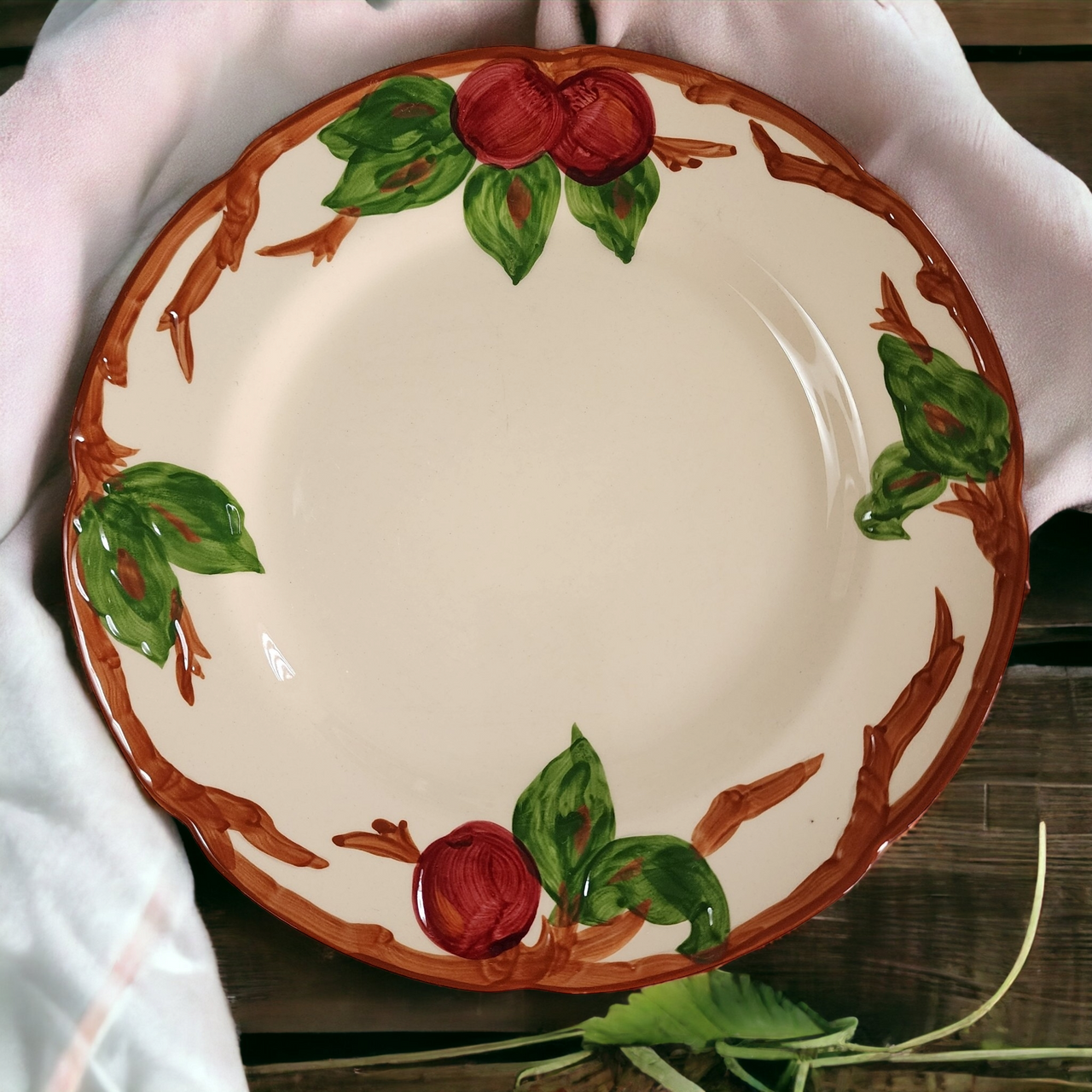 Franciscan Gladding McBean Apple Luncheon Plate USA Backstamp