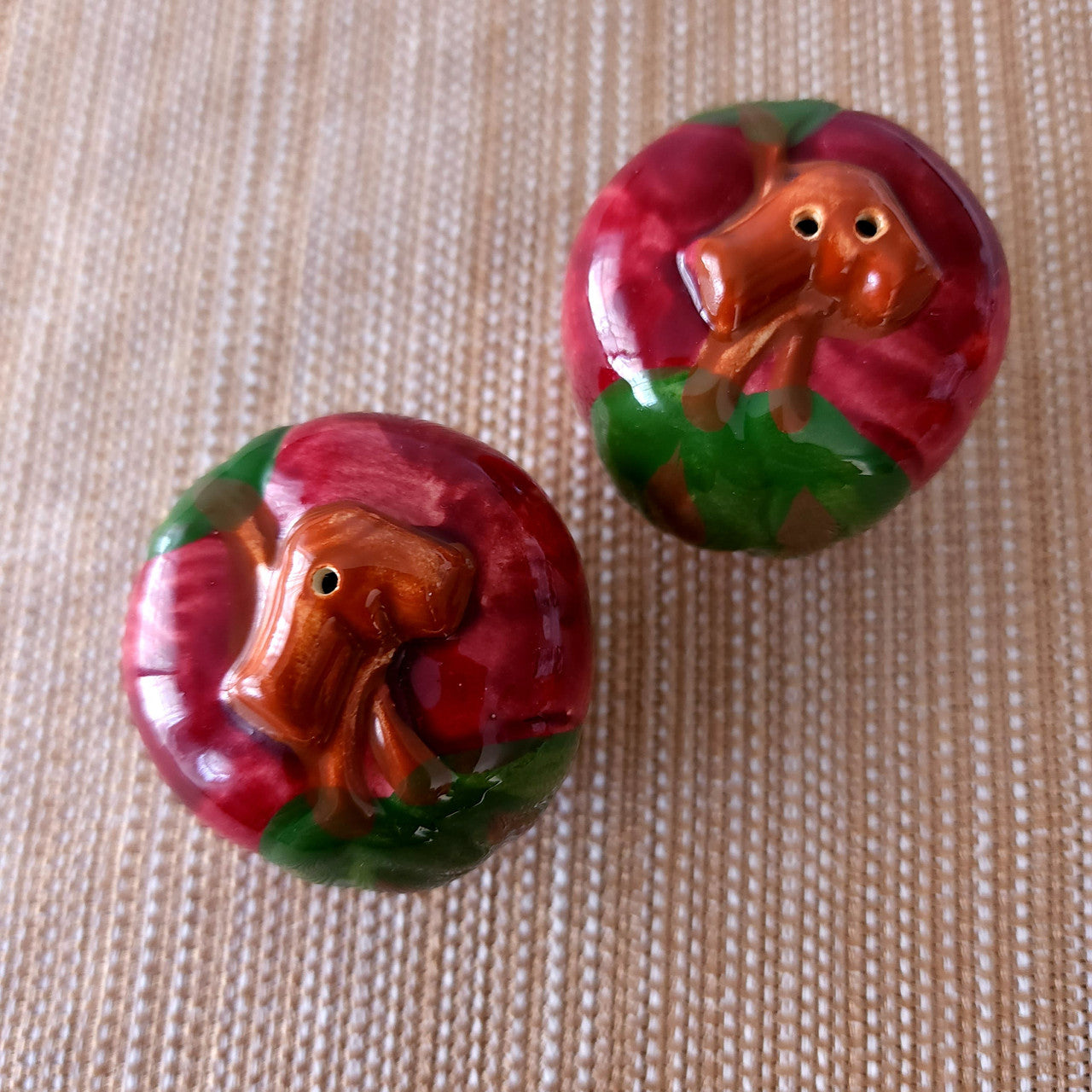 Gladding McBean Franciscan Apple Salt & Pepper Set