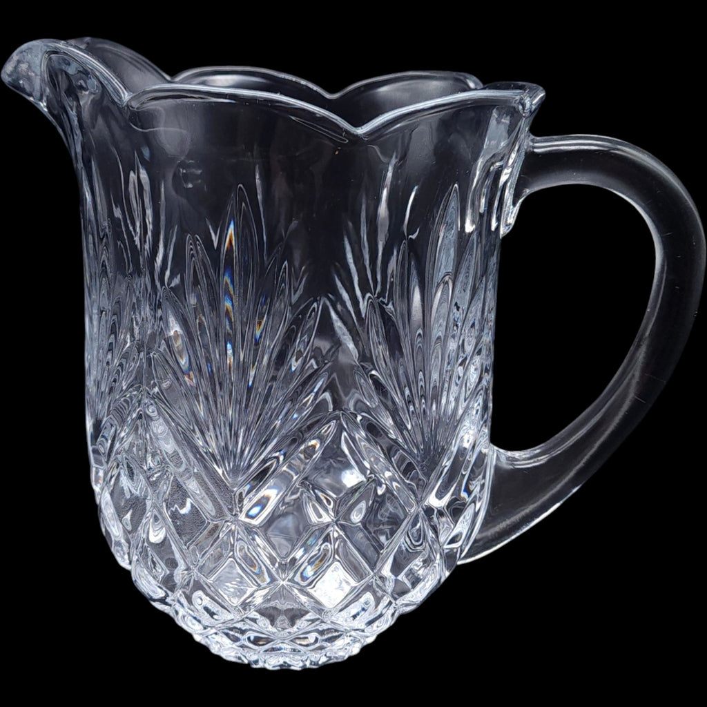 Godinger Dublin 44 oz Cut Crystal Beverage Pitcher Scalloped Rim