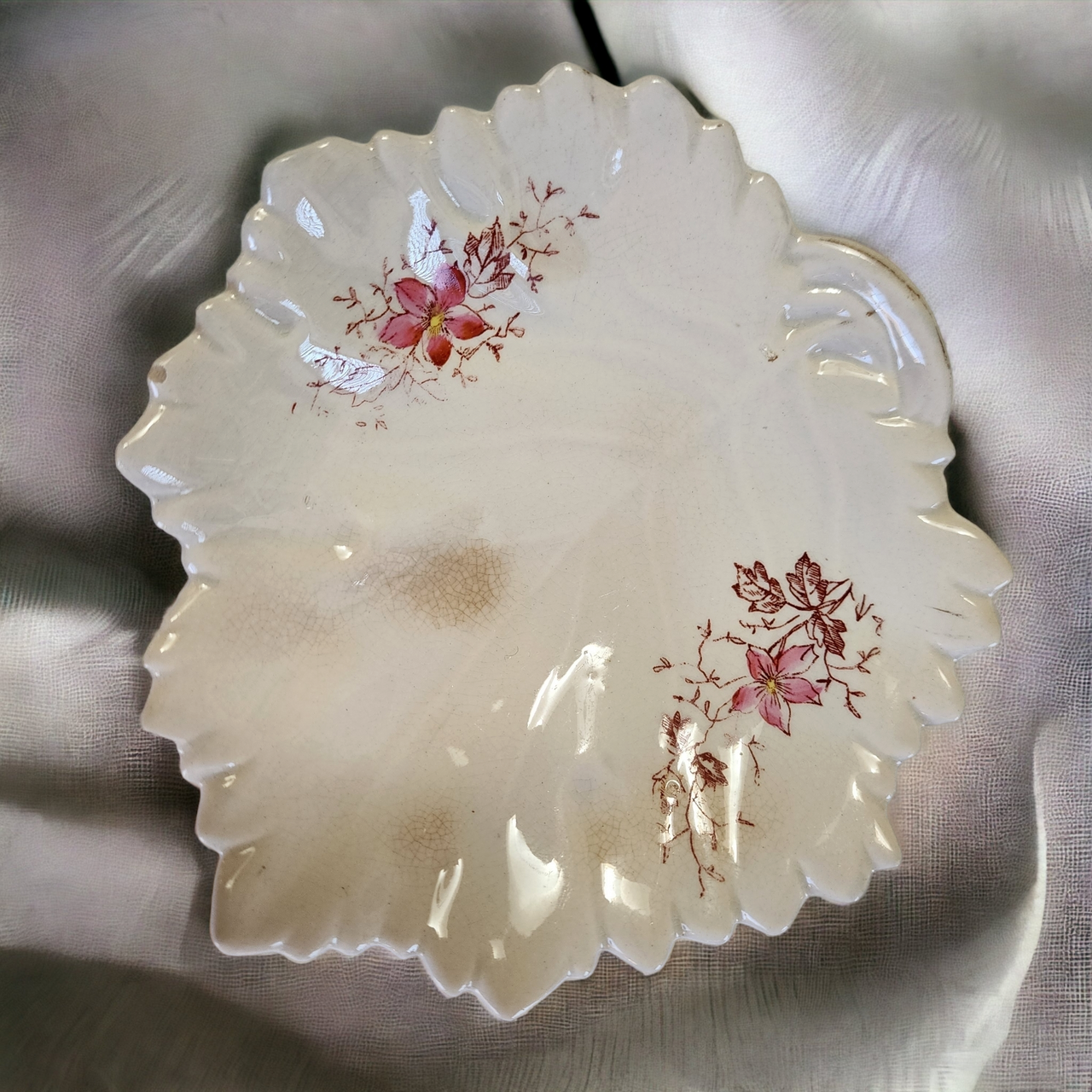 6" Goodwin Bros Pearl White Ironstone Floral Leaf Shaped Dish