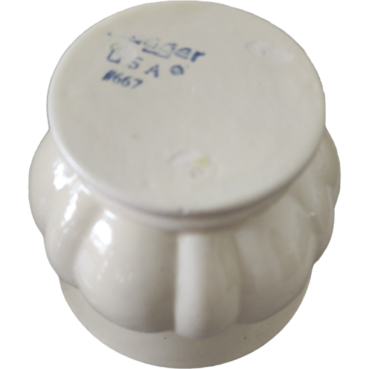 Haeger Pottery Cream Ceramic Footed Planter