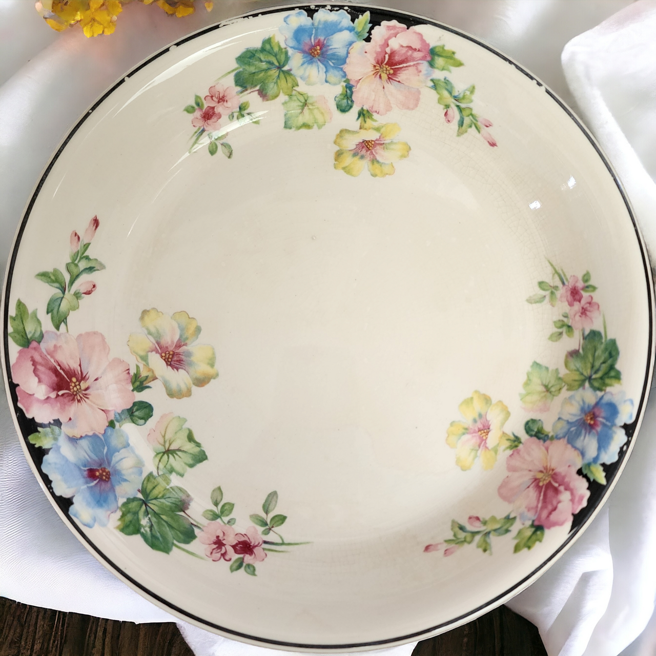 Harker Pottery Mallow Pastel Flowers Black Accents Pie Pan Plate / Dish