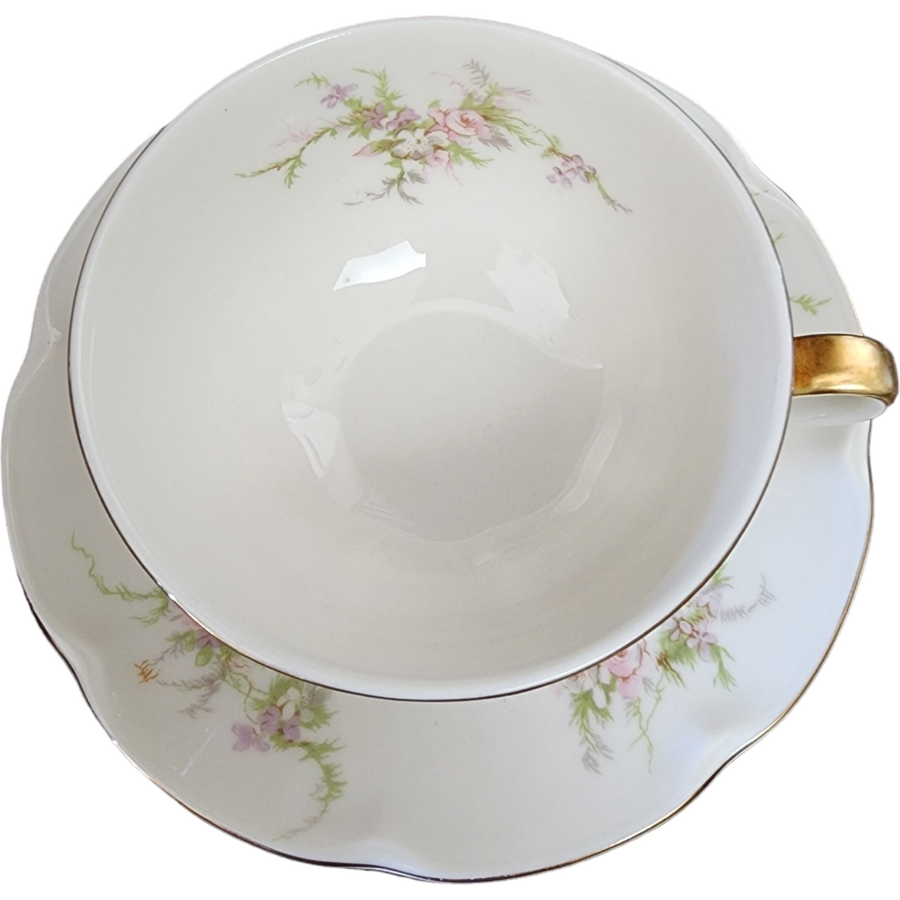 Haviland Rosalinde New York Scallop Pink, Lavender & White Flowers Flat Cup & Saucer Set