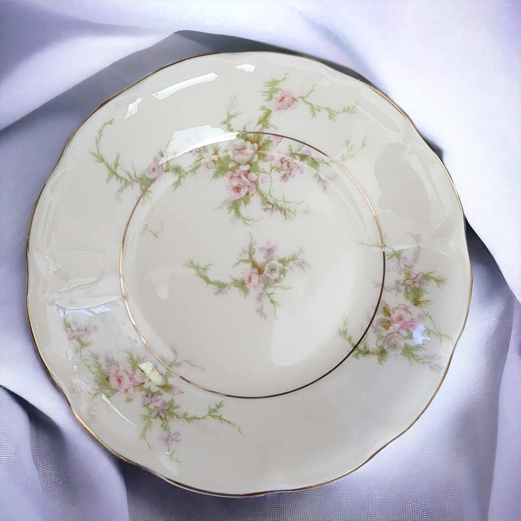 5" Haviland Rosalinde New York Scallop Pink, Lavender & White Flowers  Fruit/Dessert /Sauce Bowl