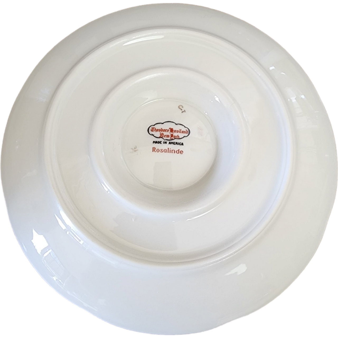 Haviland Rosalinde New York Scallop  Round Gravy Boat/Attached Underplate