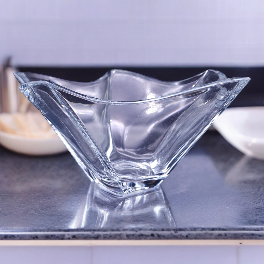 Mikasa Pacific Wave Heavy Large Lead Crystal Five Sided Scalloped Rim Serving Bowl
