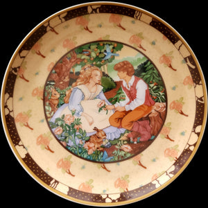 Heinrich Villeroy & Boch Roses Are Red Collector Plate