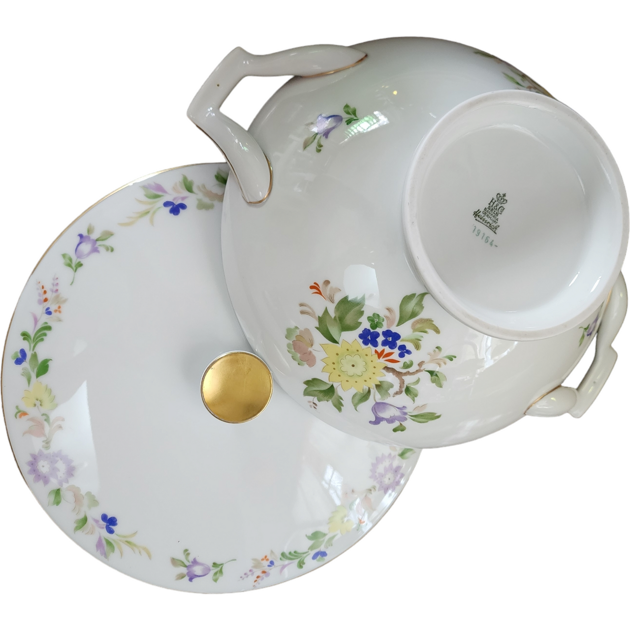 Heinrich & Co Floral Rim&Center, Smooth, Gold Trim Round Covered Vegetable Bowl