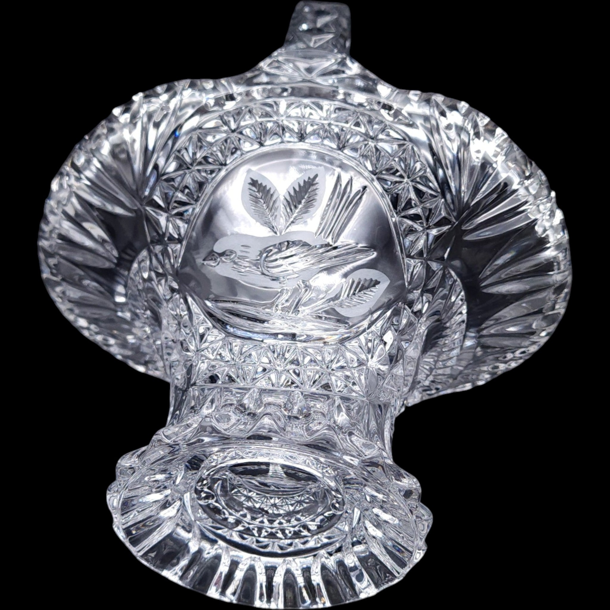 Hofbauer Byrdes Collection Cut Crystal Glass Basket 11"