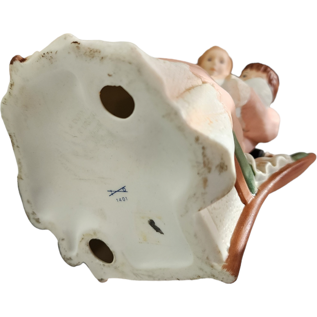 Homco 1401 Our Pride and Joy Large Family Figurine