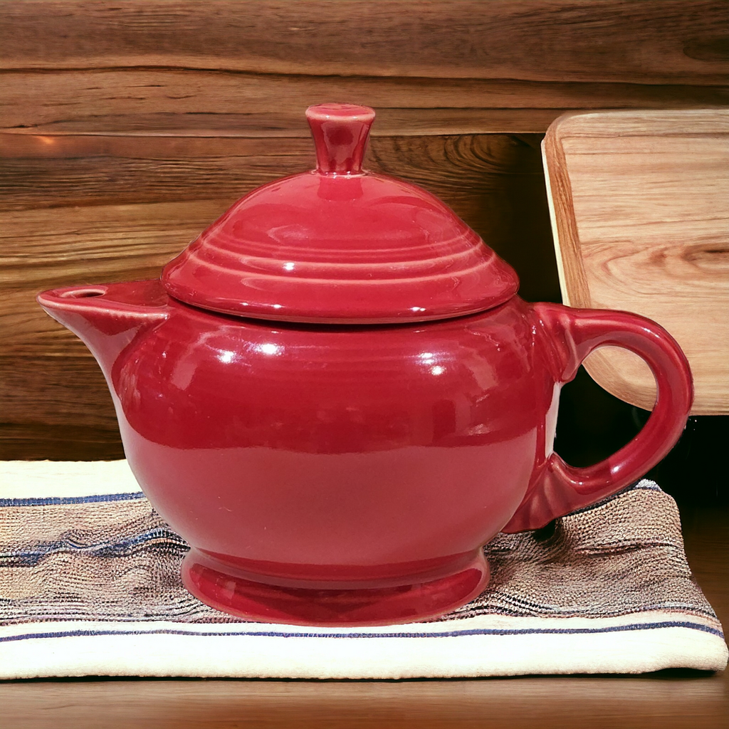 Homer Laughlin Fiesta® Fiesta Scarlet Small Teapot & Lid 2 Cup