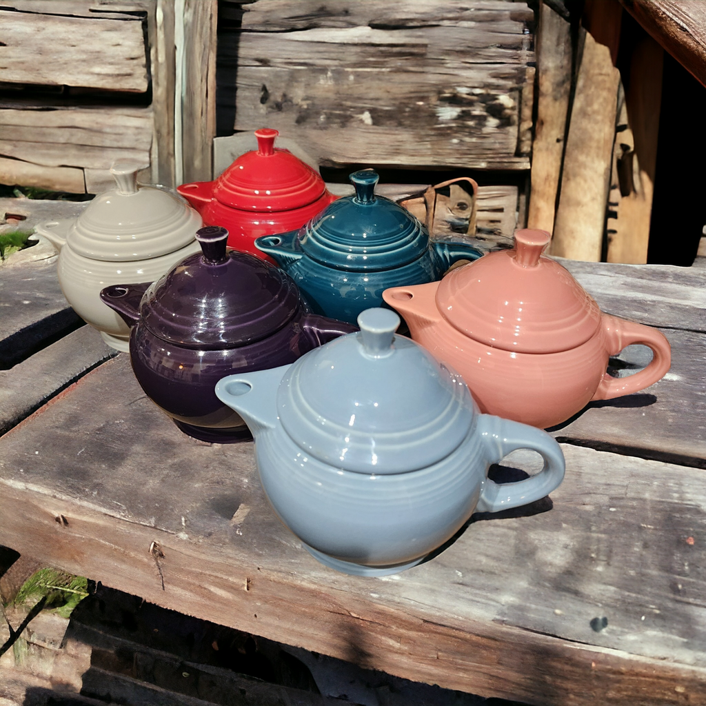 Homer Laughlin Fiesta® Fiesta Scarlet Small Teapot & Lid 2 Cup