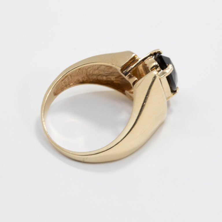 14 Karat Yellow Gold Prong Set Onyx Asymmetrical Cocktail Ring