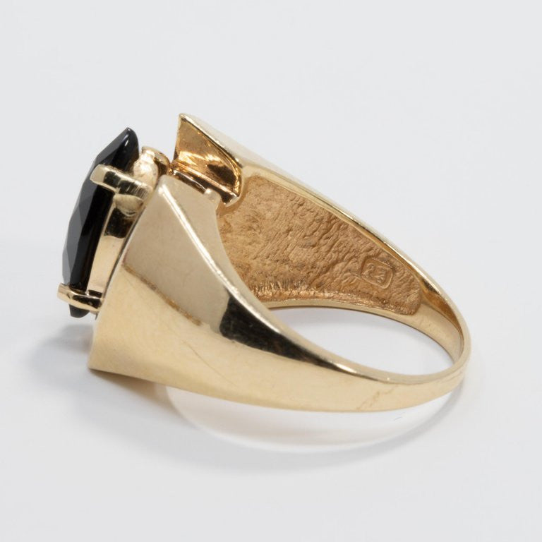14 Karat Yellow Gold Prong Set Onyx Asymmetrical Cocktail Ring
