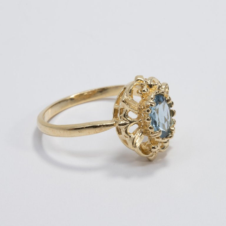 Aquamarine 14 Karat Ornate Floral Gold Ring, Open Back Setting, Vintage