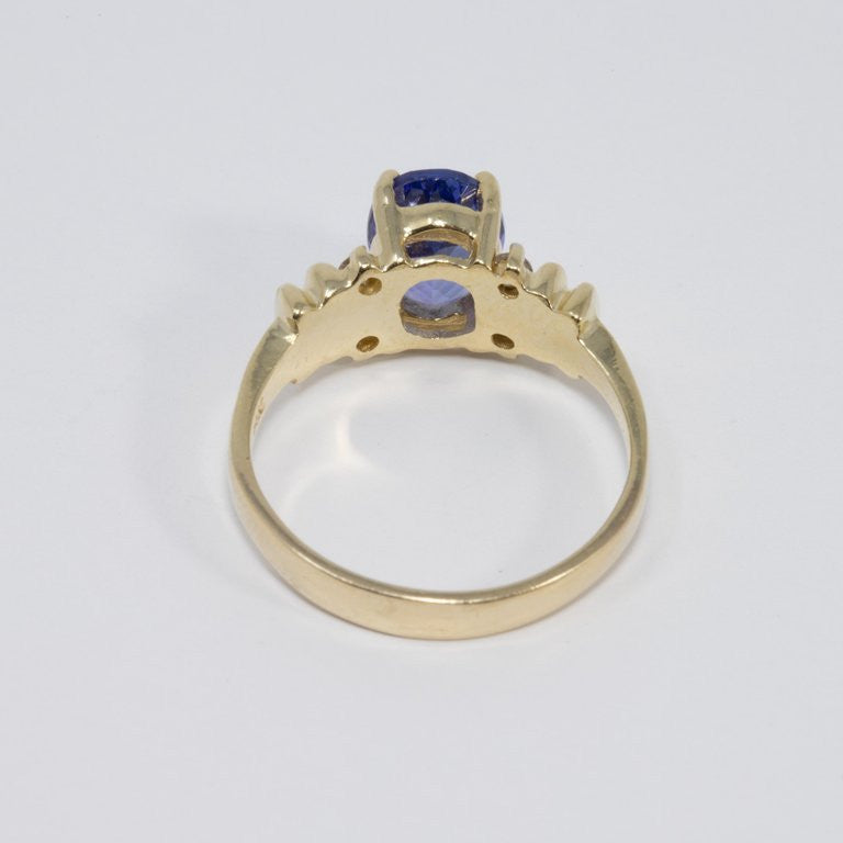 Amethyst and Diamond 14 Karat Yellow Gold Ring, Solitaire Prong Setting