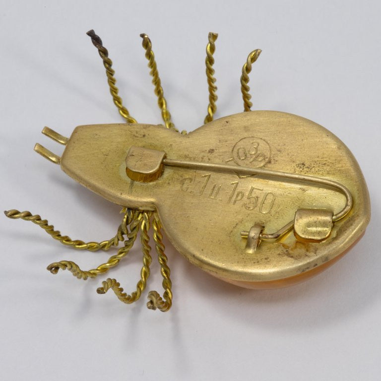 Russian Baltic Amber Cabochon Spider Vintage Pin Brooch in Gold, Early 1900s