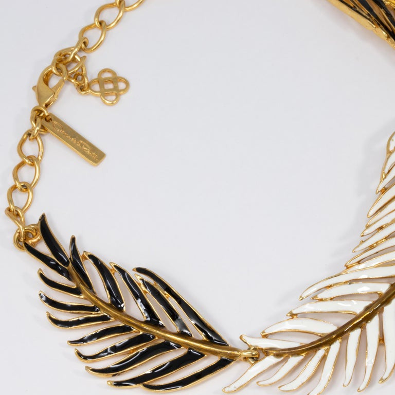 Oscar de le Renta Black and White Enamel Palm Leaf Collar Necklace in Gold