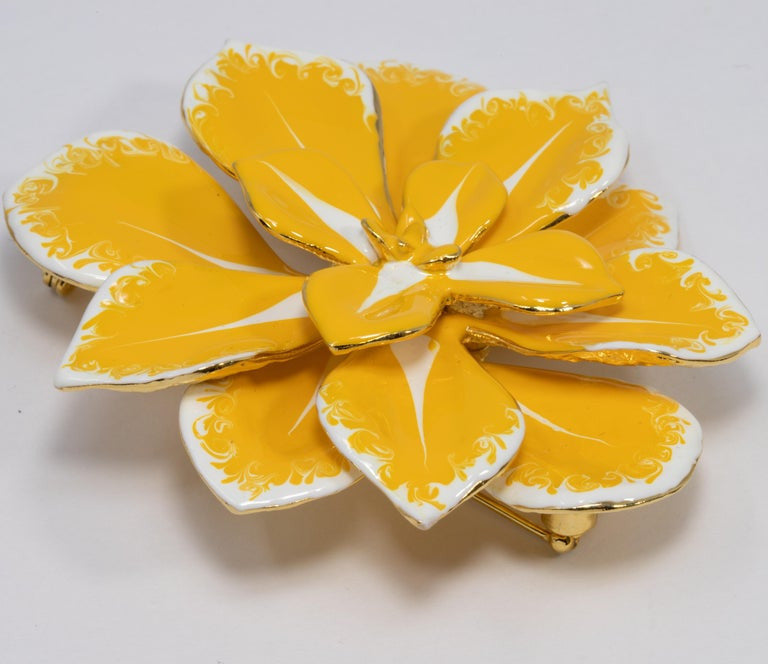 KJL Kenneth Jay Lane Blooming Flower Yellow and White Enamel Pin Brooch in Gold
