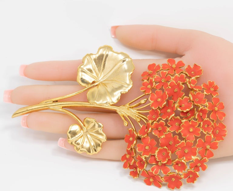 Oscar de la Renta Painted Cayenne Orange Geranium Bouquet Pin Brooch in Gold