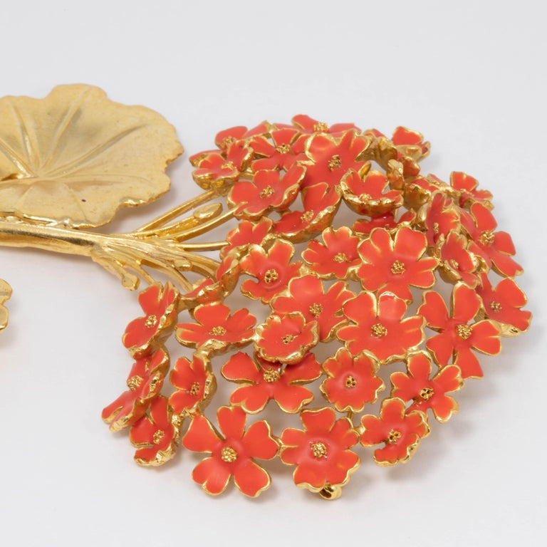 Oscar de la Renta Painted Cayenne Orange Geranium Bouquet Pin Brooch in Gold