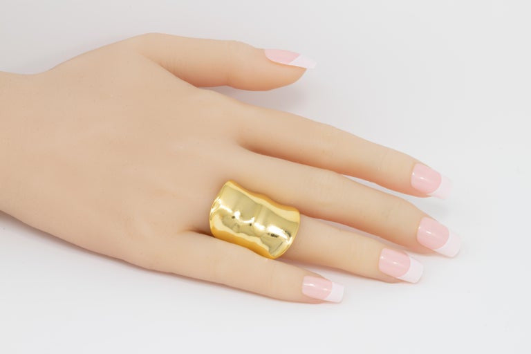Kenneth Jay Lane Gold Polished Cocktail Statement Ring, KJL, Modern
