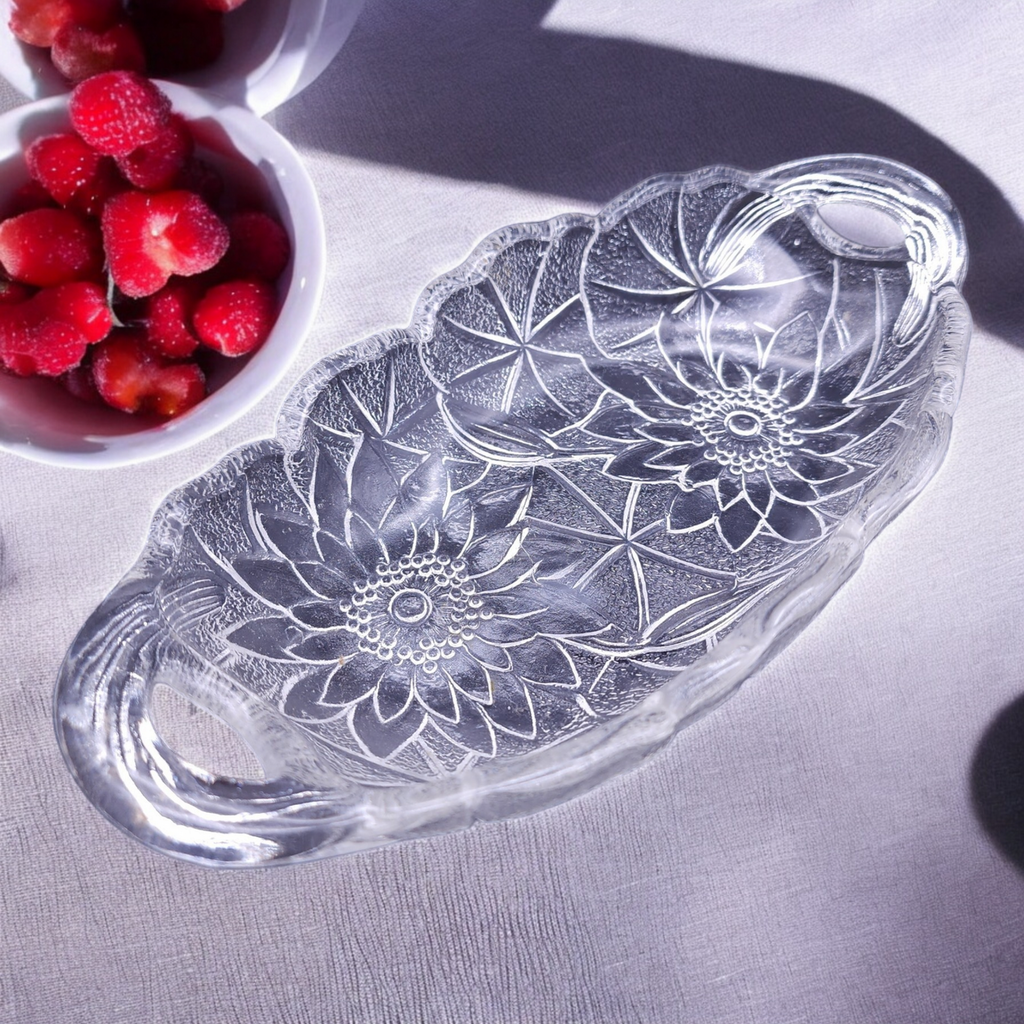 Indiana Glass Lily Pons Clear 9" Oval Celery