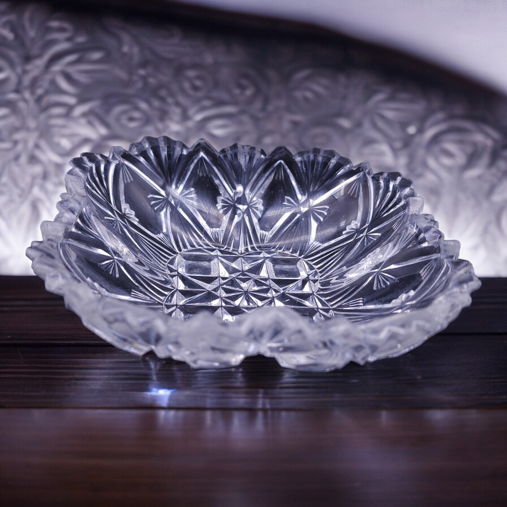 Jones Cavitt and Co Diamond Fan Pressed Glass Square Fruit Bowl