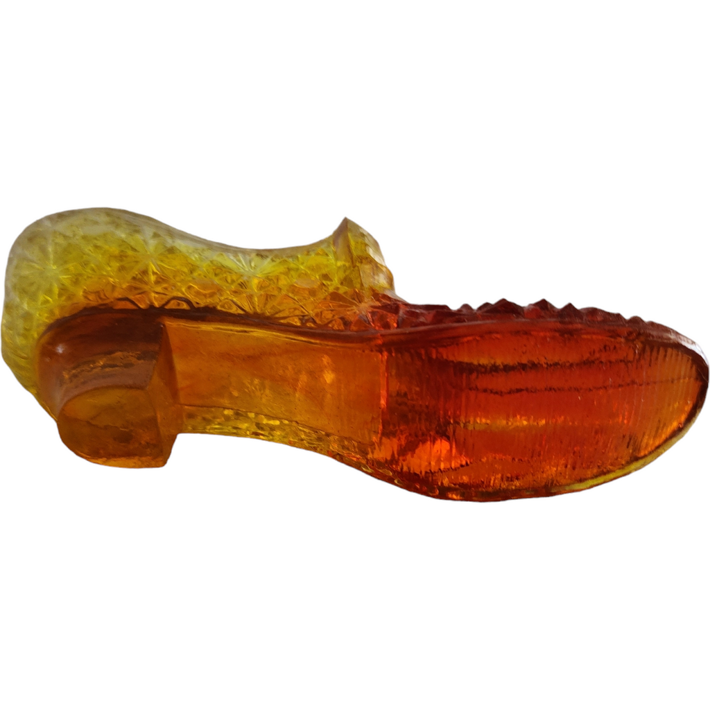 Kanawha Glass Amberina Daisy & Button Glass Slipper Vase
