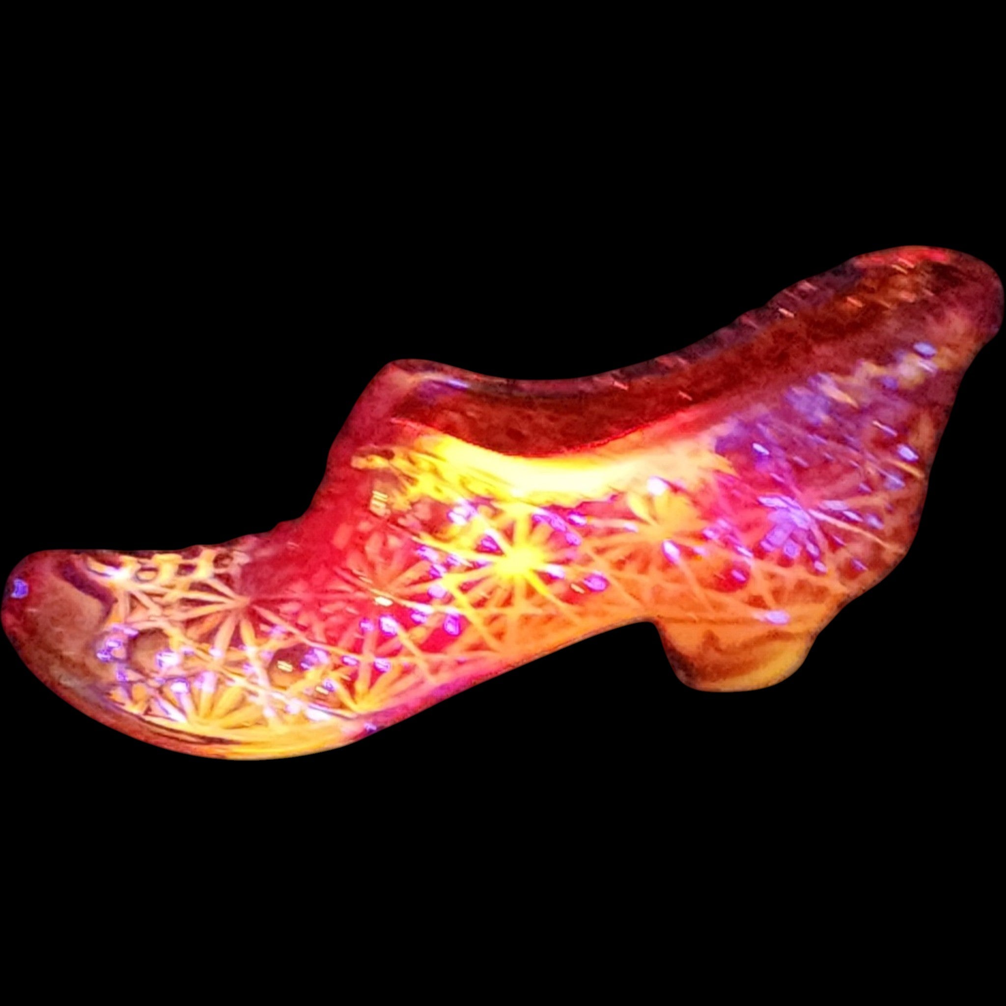 L.G. Wright Ruby Amberina Glass Slipper Shoe Daisy and Button Pattern