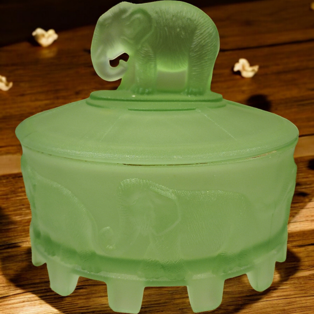 LE Smith Uranium Vaseline Glass Elephant Carousel Covered Dish