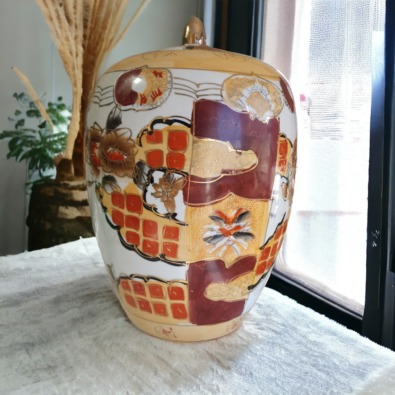 12" Large Chinese Gilded Porcelain Lidded Ginger Jar