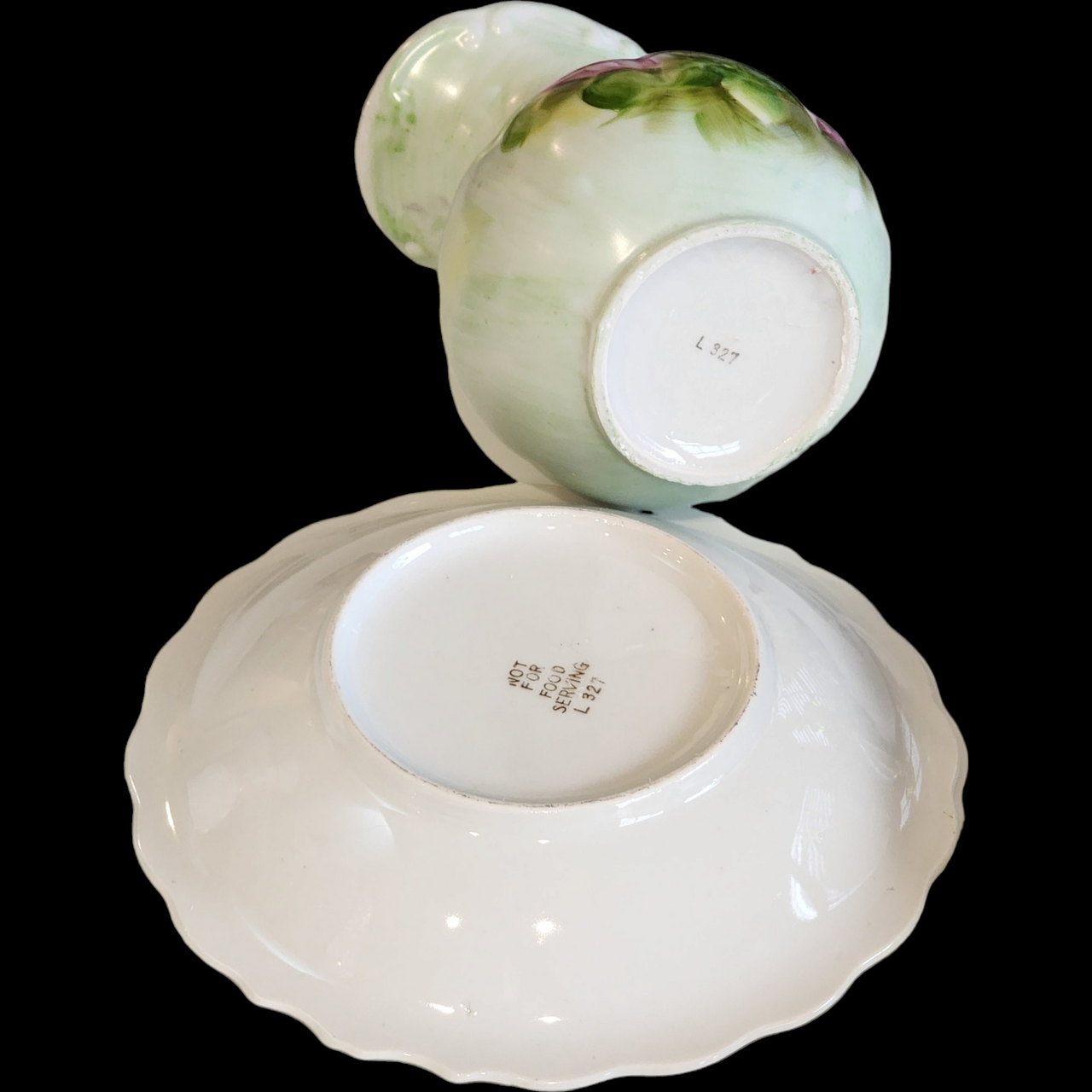 Lefton Heritage Green Pink Roses Green Background Gold Trim 20 Oz Pitcher and Bowl Set