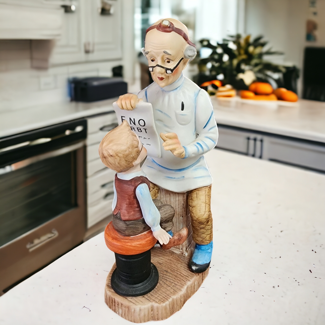 Lefton Porcelain Eye Doctor Figurine #2749 Taiwan