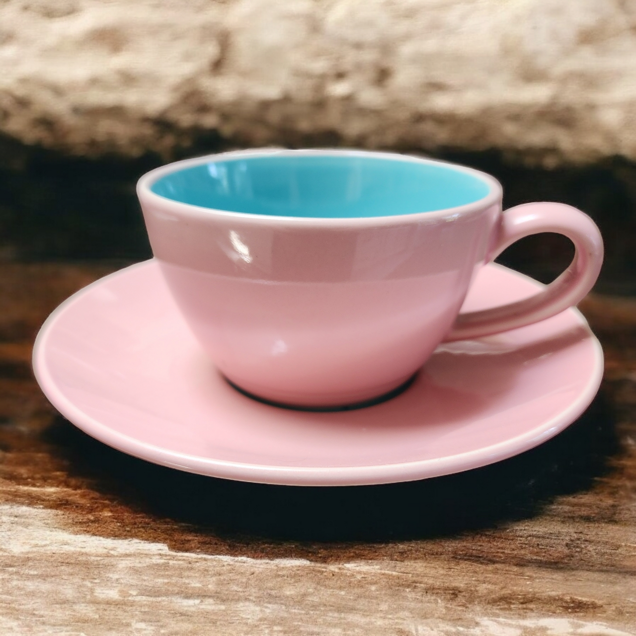 Lindt-Stymeist Colorways Pink Turquoise Flat Cup & Saucer Set