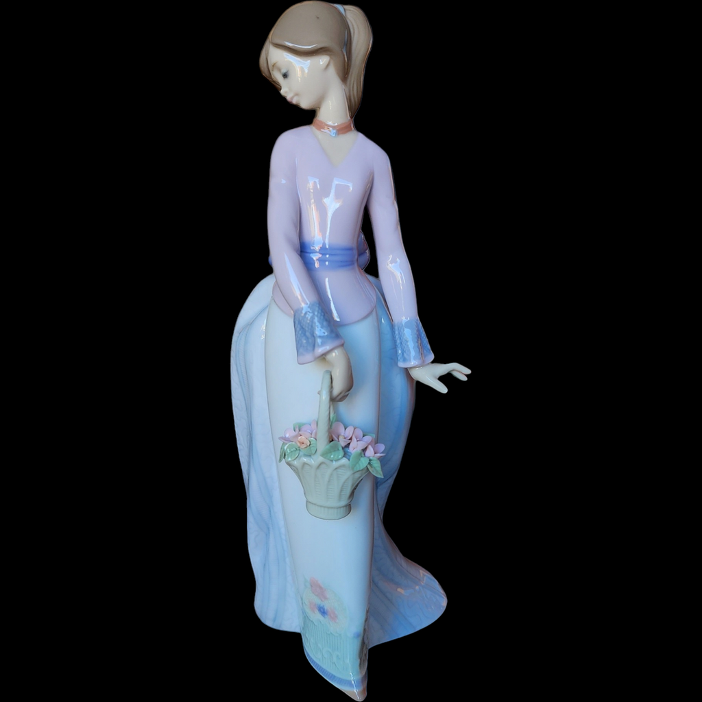 Lladro Collector Society Figurines Basket Of Love Figurine Collectible Boxed